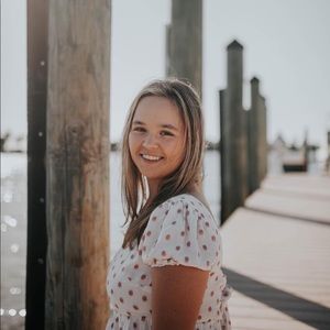 Meet your Posher, Alexa